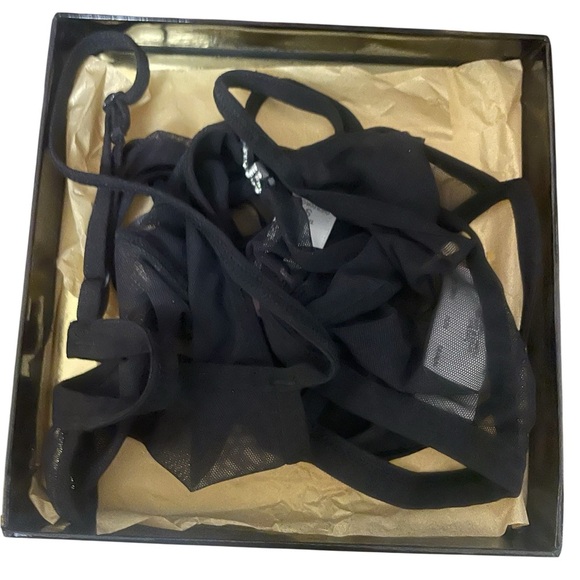 Vintage 90's Victoria's Secret Black Sheer Mesh Rhinestone V-Set Sz Small - Picture 3 of 3